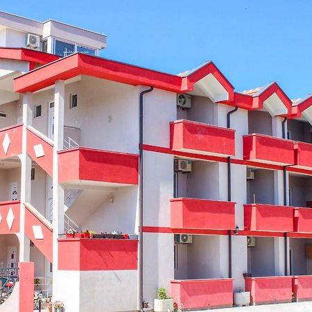 Friendly House Apartment Ulcinj Bagian luar foto
