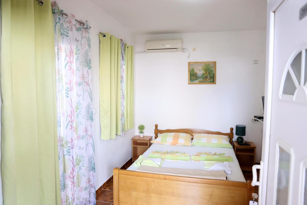 Friendly House Apartment Ulcinj Bagian luar foto