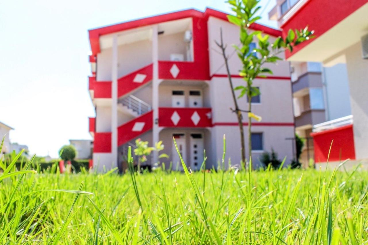 Friendly House Apartment Ulcinj Bagian luar foto