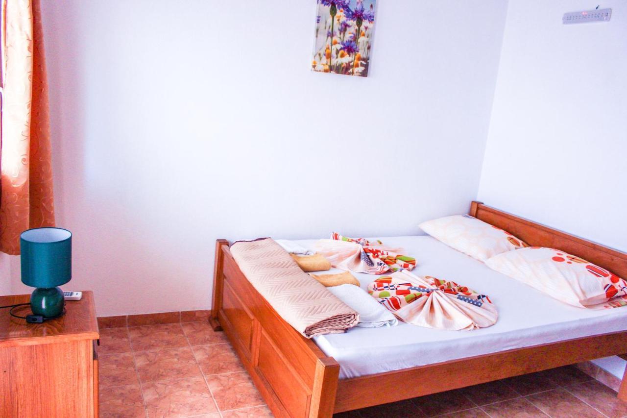 Friendly House Apartment Ulcinj Ruang foto